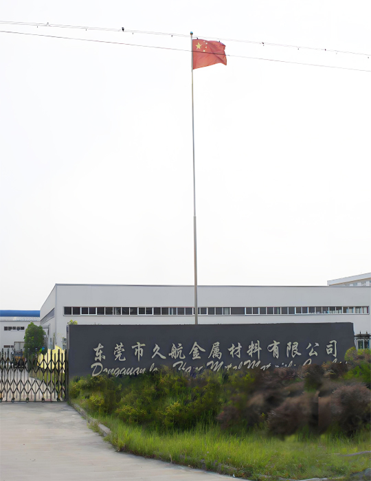 潔臣士科邁柯洗地機(jī)，走進(jìn)車(chē)間，領(lǐng)略工業(yè)場(chǎng)景清潔利器